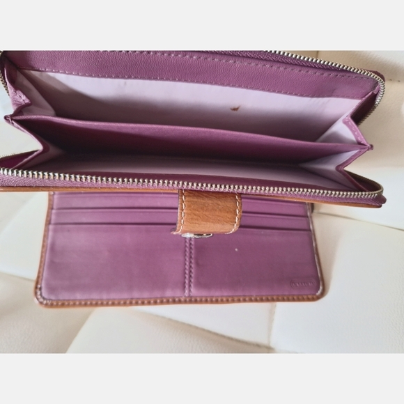 Coach | Zip/Snap Signature C Multi-functional Leather/Canvas Wallet - Picture 9 of 12